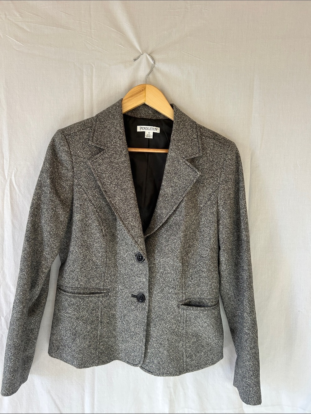 Pendleton Women's Charcoal Gray Tweed Blazer